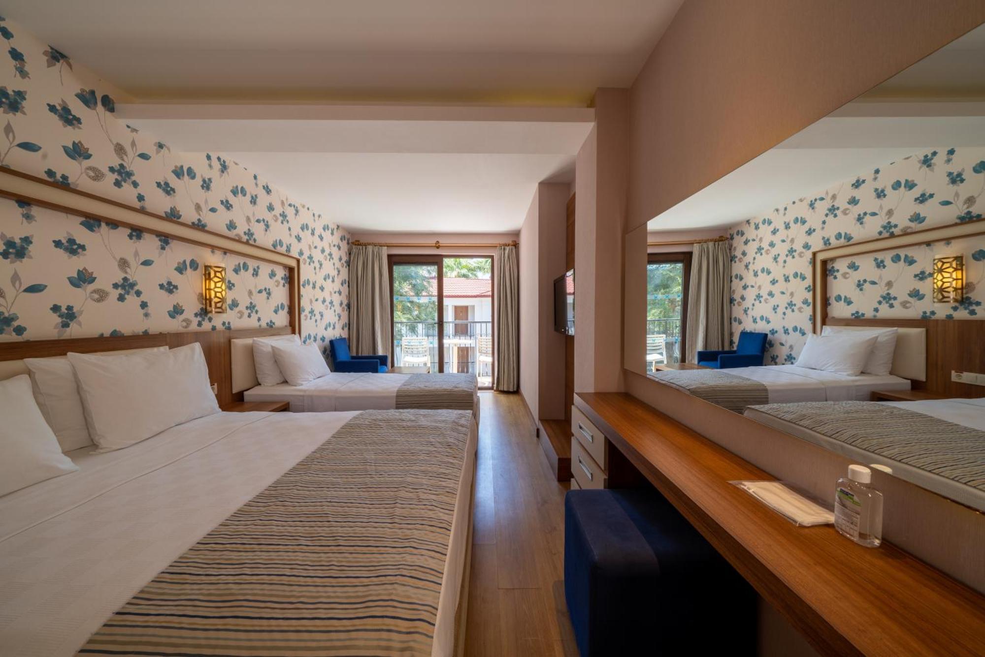 Sundia By Liberty Oludeniz (Adults Only) Hotel Bagian luar foto