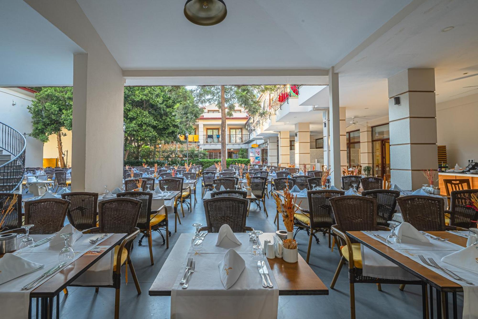 Sundia By Liberty Oludeniz (Adults Only) Hotel Bagian luar foto